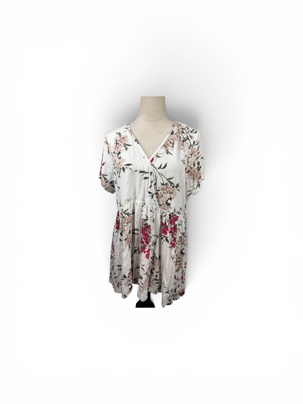 torrid Floral V-Neck Short Sleeve Tunic Top - White, Pink, Beige size 2-2X/18-20